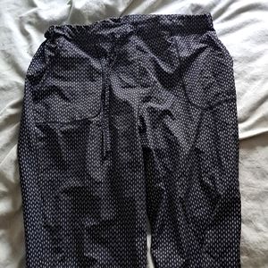 Albion Patterned Travel Pants